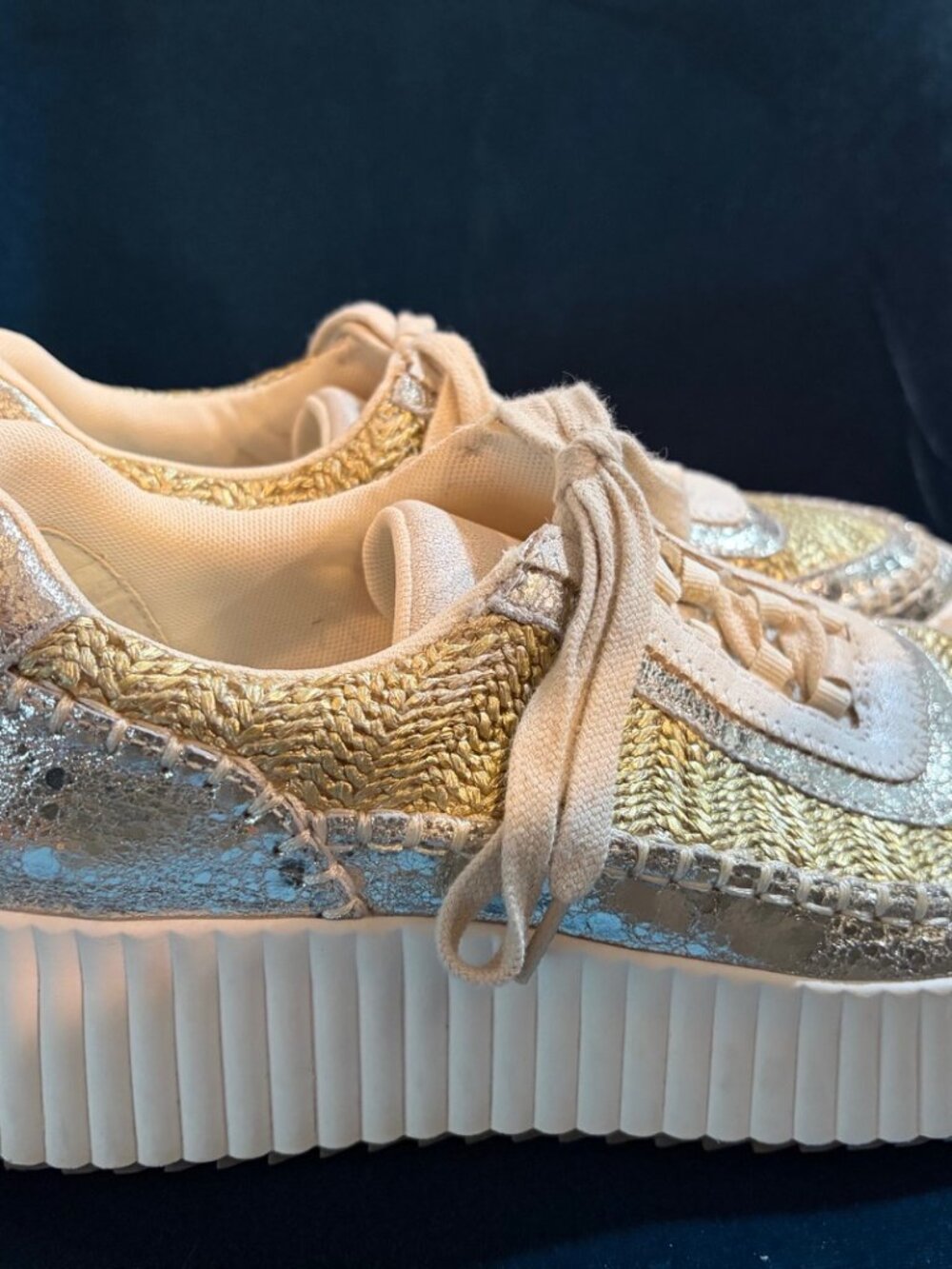 dolce vita Dolen Gold sneakers Gold Knit Women's 9.5